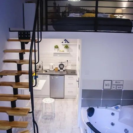 Bedrouse Jacuzzi Starowislna - Old Town Appartement *